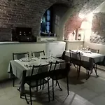Dimora San Secondo فندق