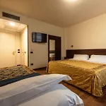 Dimora San Secondo 4*