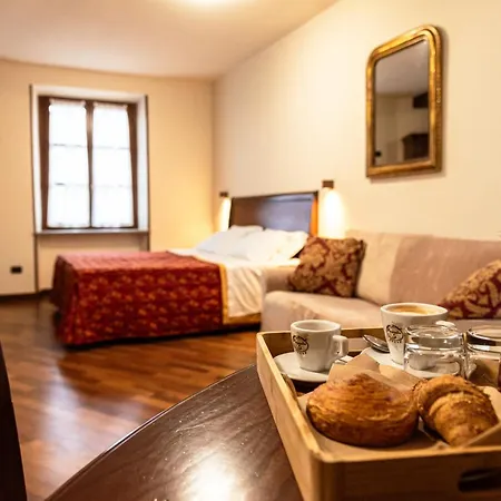 Dimora San Secondo 4*