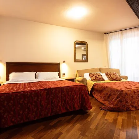 Hotel Dimora San Secondo