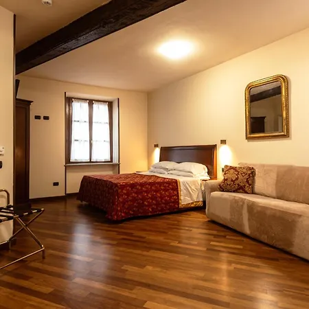 Dimora San Secondo Hotel