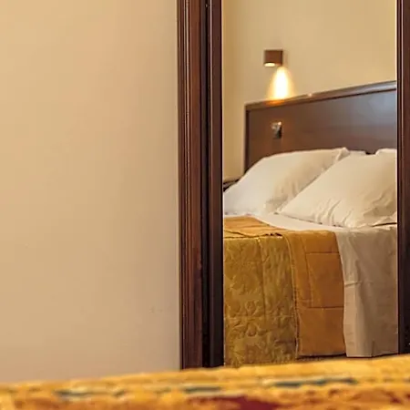 Dimora San Secondo Hotel 4*