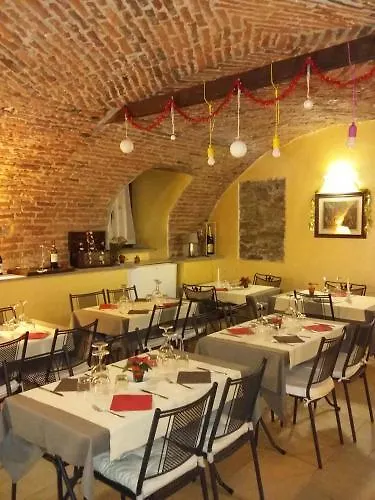 Dimora San Secondo 4*