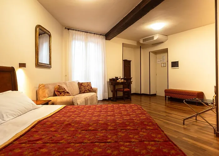 Hotel Dimora San Secondo