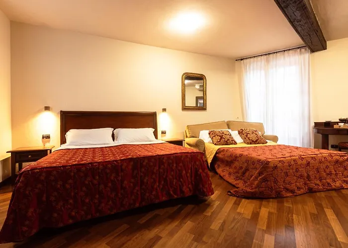 Hotel Dimora San Secondo