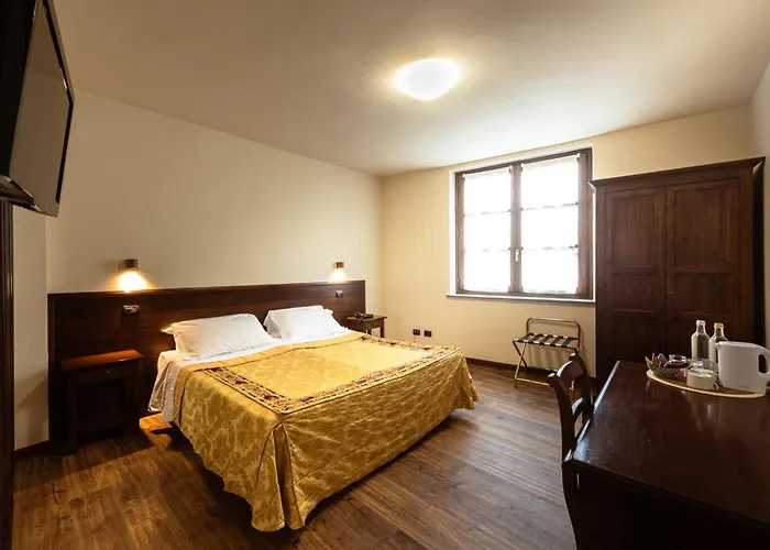 Dimora San Secondo Hotel 4*